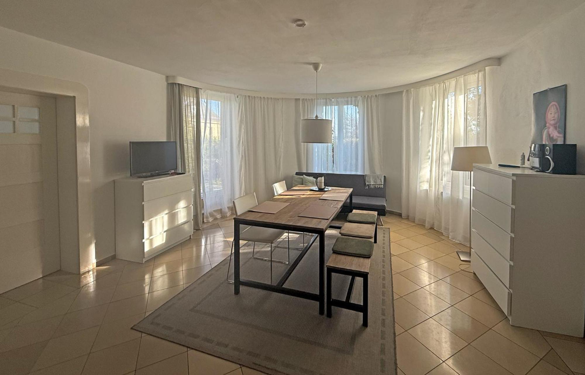 Paterre Wohnung In Der Rosa Villa 泽尔布 外观 照片